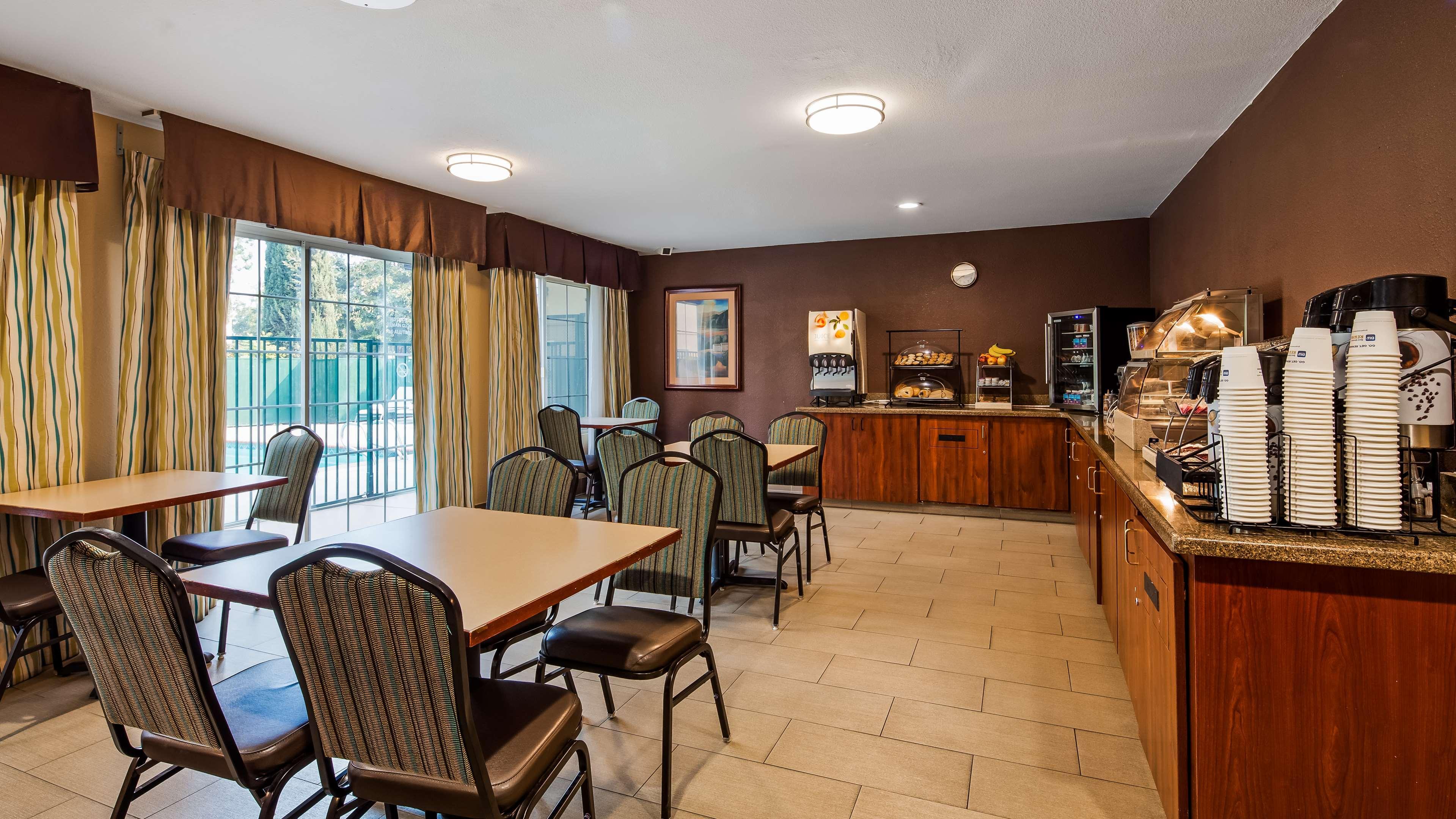 Best Western Brentwood Inn Eksteriør bilde